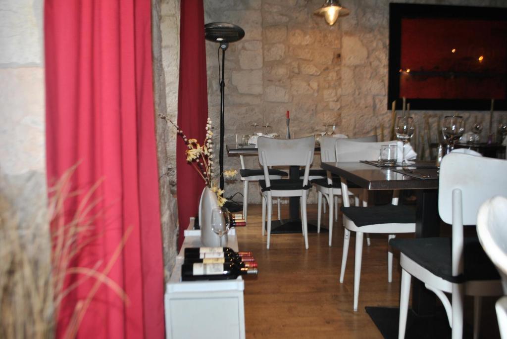 Aparthotel Le Beffroi Tournon-dʼAgenais Exterior foto